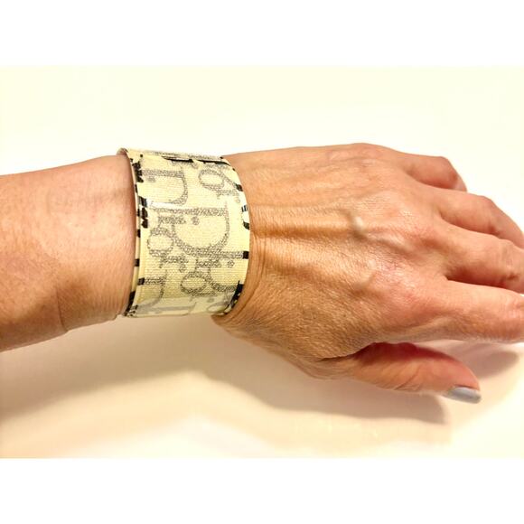 Dior Style Oblique Slap Bracelet – Beige Monogram Vintage Look - Picture 1 of 3
